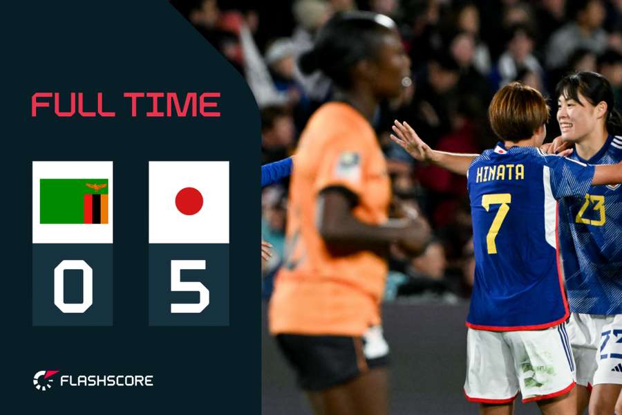 Japan viert feest na de 3-0 van Hinata Miyazawa 