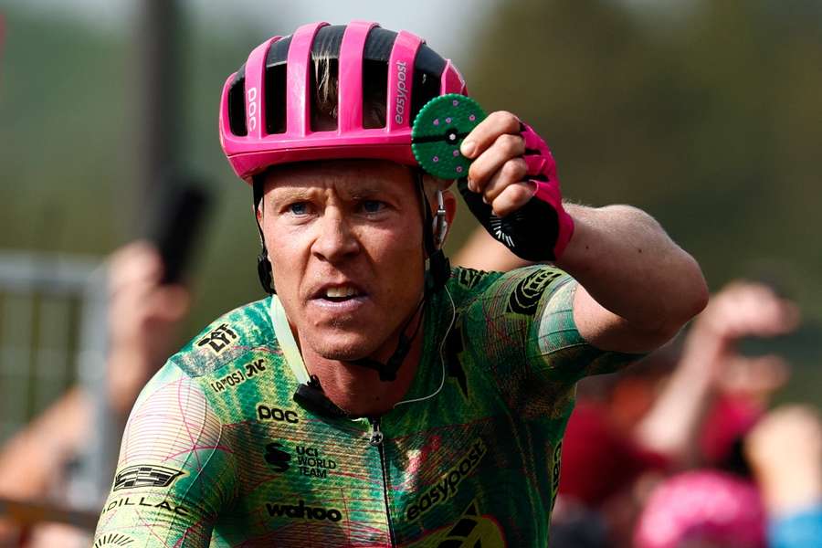 Valgren gana la 17ª etapa del Giro, Vingegaard sigue con maglia rosa Valgren gana la 17ª etapa del Giro, Vingegaard sigue con maglia rosa