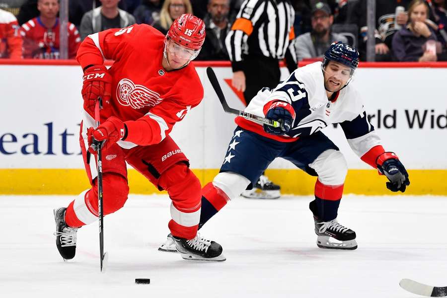 Jakub Vrána se vrátil na kluziště NHL.