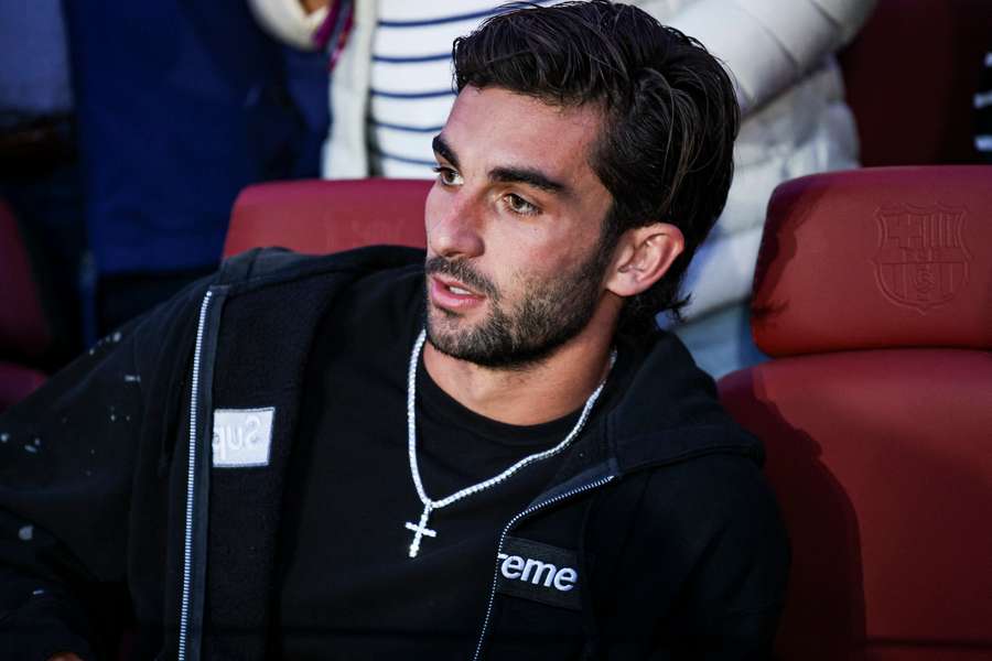Ferran Torres aún no sabe si renovará con el Barça o se irá a otro club Ferran Torres aún no sabe si renovará con el Barça o se irá a otro club