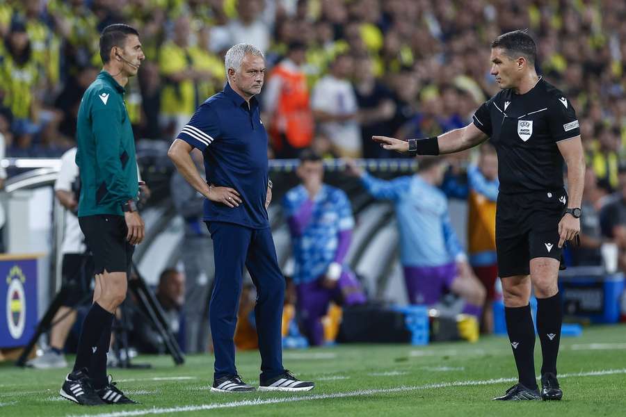 Jose Mourinho și Istvan Kovacs