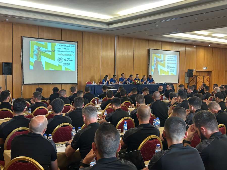 Árbitros estiveram reunidos em Tomar Árbitros estiveram reunidos em Tomar