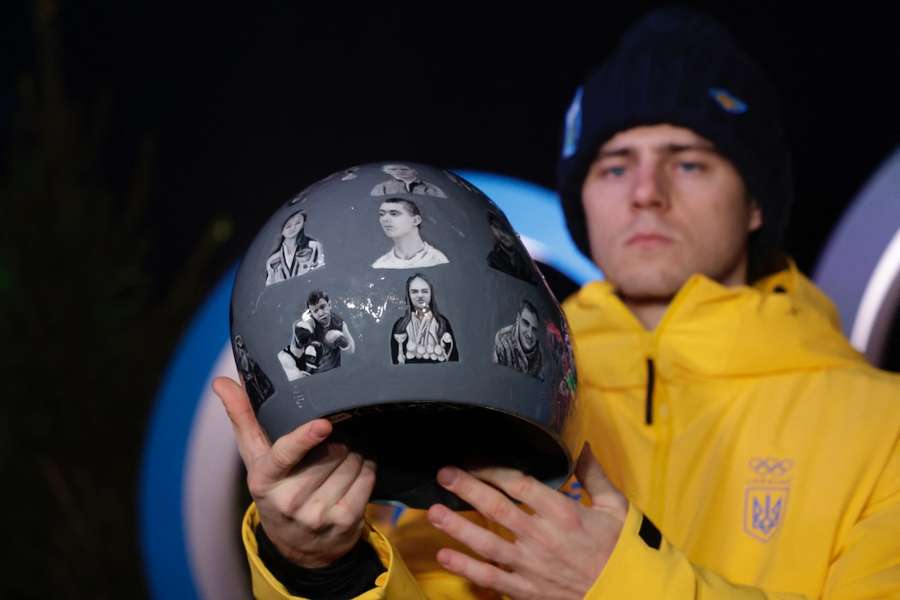 Vladyslav Heraskevych mit seinem umstrittenen Helm