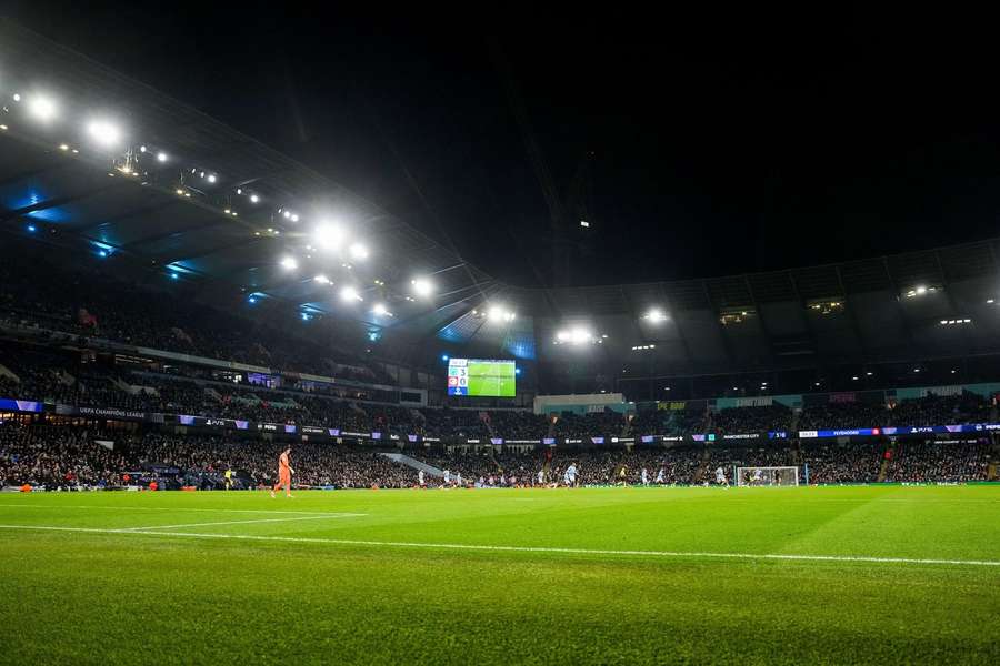 Der tragische Todesfall ereignete sich beim Manchester-Derby im Ethihad-Stadion.