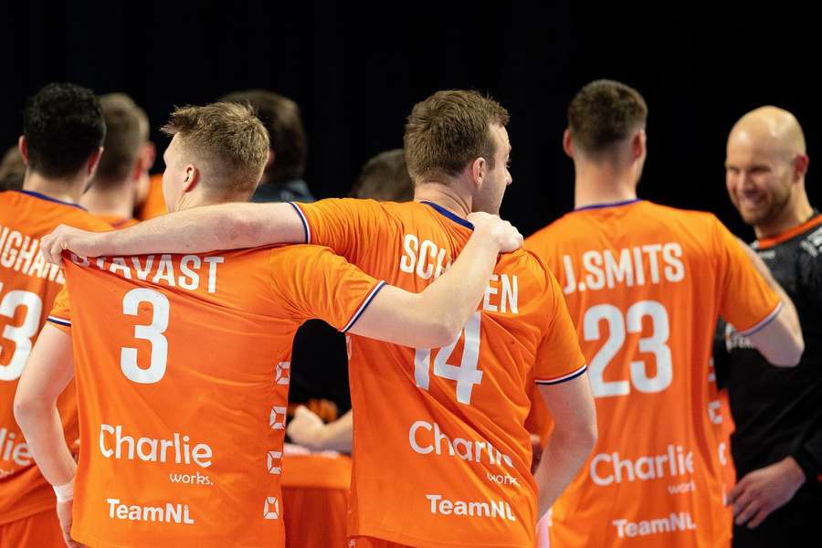 Janik Van Zundert mag na vroeg debuut mee met Nederlandse handballers naar EK