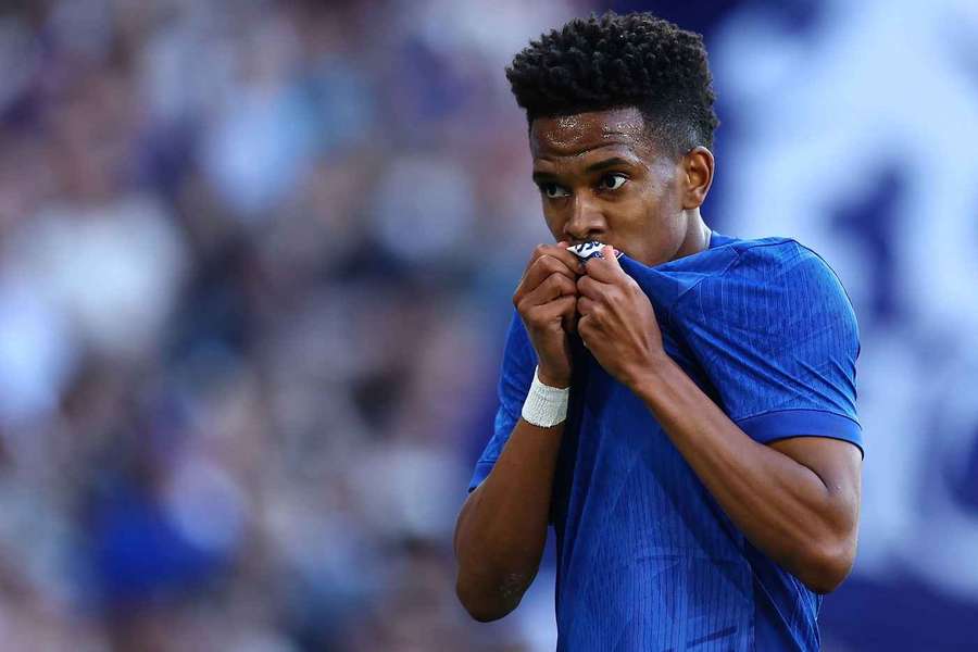 Estêvão fez gol em estreia pelo Chelsea