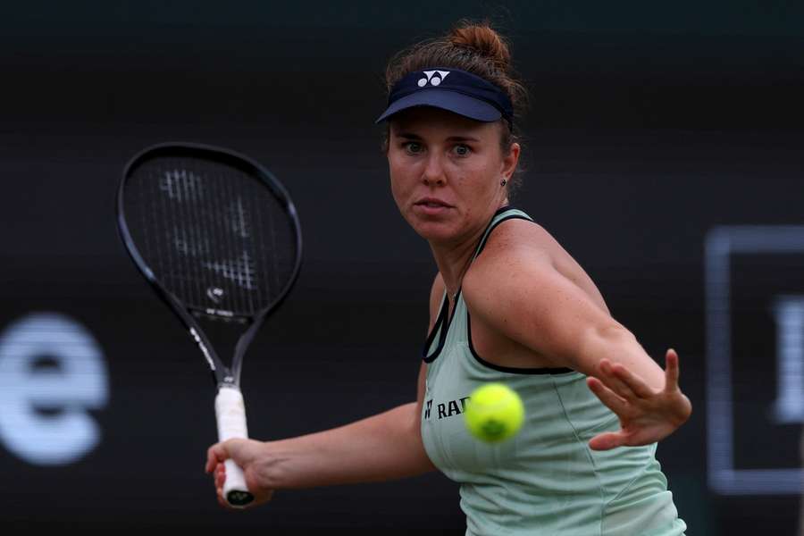 Linda Nosková splnila ve Wimbledonu povinnost.