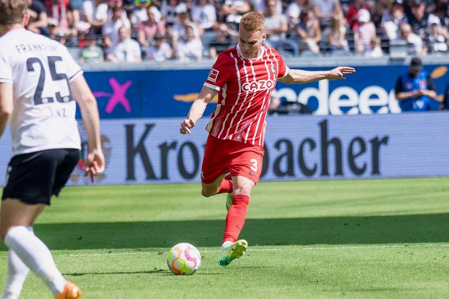 Fußball-Nationalspieler Philipp Lienhart bleibt dem SC Freiburg treu