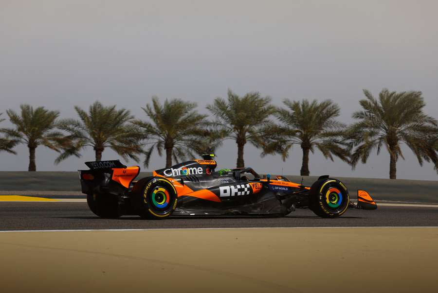 Lando Norris fa segnare un tempo sul Circuito Internazionale di Sakhir