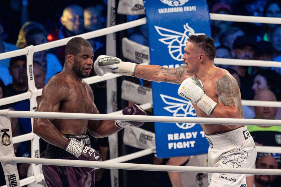 O ucraniano venceu o primeiro duelo entre Alexander Usyk e Daniel Dubois