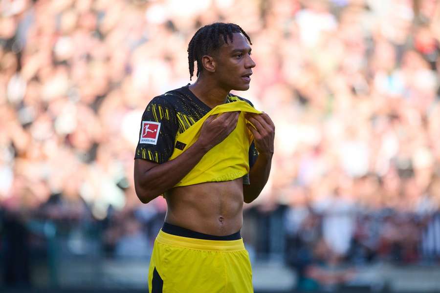 Filippo Mane flog im Bundesliga-Debüt vom Platz.