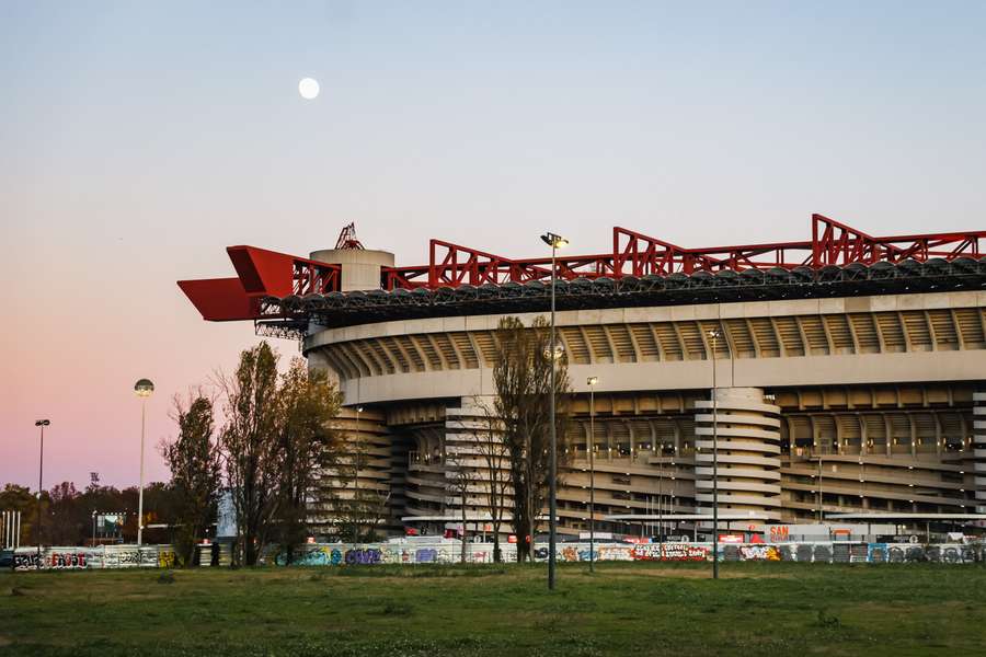 San Siro dreigt alsnog te verdwijnen door nieuw stadionproject