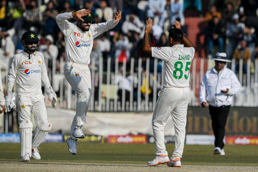 Pakistan players celebrate against England