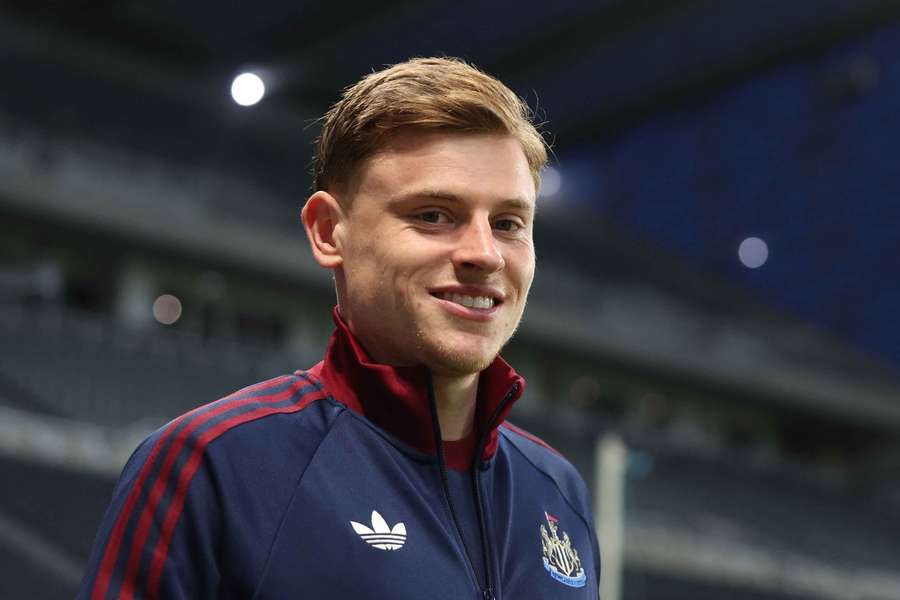 Shearer says Barnes was "right to snub Scotland" as he hopes to make Tuchel's final squad Shearer says Barnes was "right to snub Scotland" as he hopes to make Tuchel's final squad