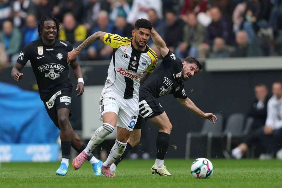 Kampfbetont und Richtungsweisend: Englische Wochen in der ADMIRAL Bundesliga.