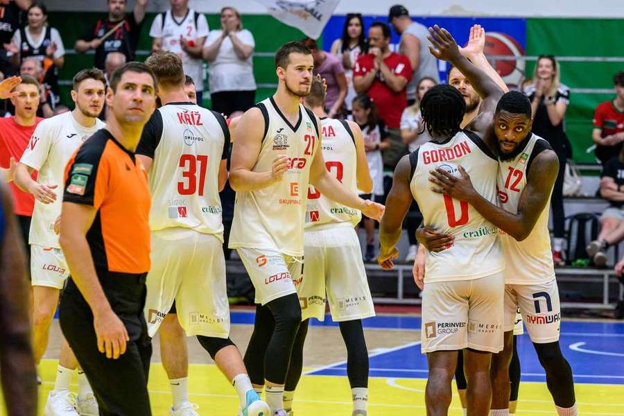 Nymburk porazil v semifinále kvalifikace Ligy mistrů kosovskou Trepču 84:78.