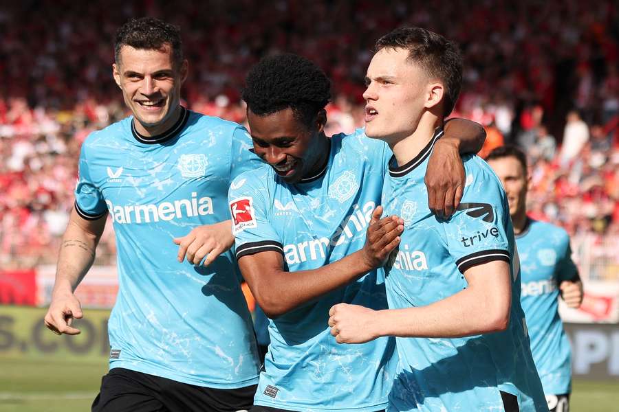 El Leverkusen desea permanecer invicto y pasar de ronda