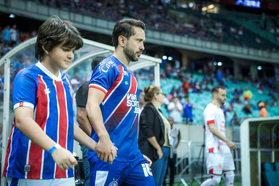 Bahia de Everton Ribeiro começa sua caminhada na Libertadores 2025