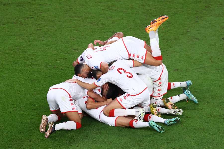 Tunesien bejubelt erstes Tor und ersten Sieg bei dieser Weltmeisterschaft