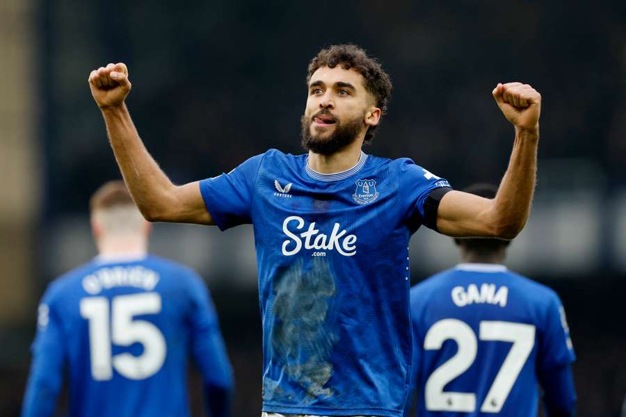 Calvert-Lewin celebrates finally scoring again
