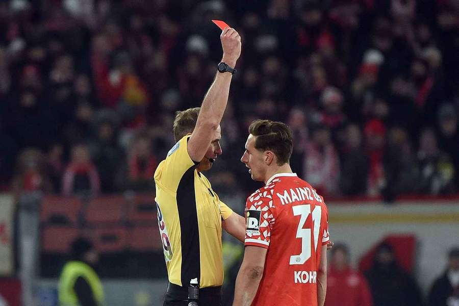 Kohr wurde gegen Hoffenheim zum neunten Mal während seiner Bundesliga-Karriere des Platzes verwiesen