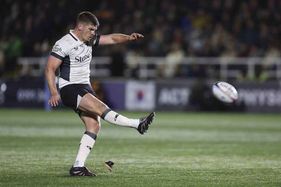Saracens stunned Newcastle as Farrell made his return