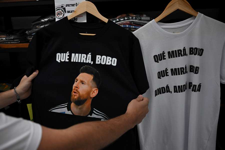 "Qué miras, bobo?", la répartie d'un Messi en colère déjà culte et business