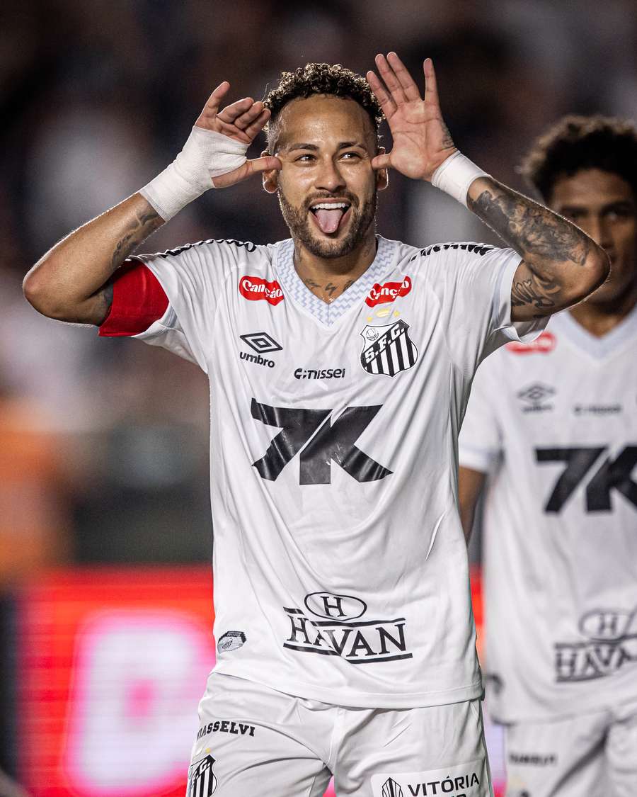 Neymar terá primeiro semestre decisivo para saber se estará na Copa do Mundo Neymar terá primeiro semestre decisivo para saber se estará na Copa do Mundo