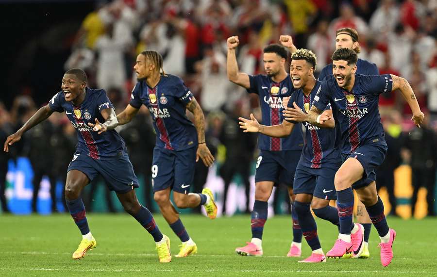 O PSG explodiu após o erro de Gabriel Magalhães