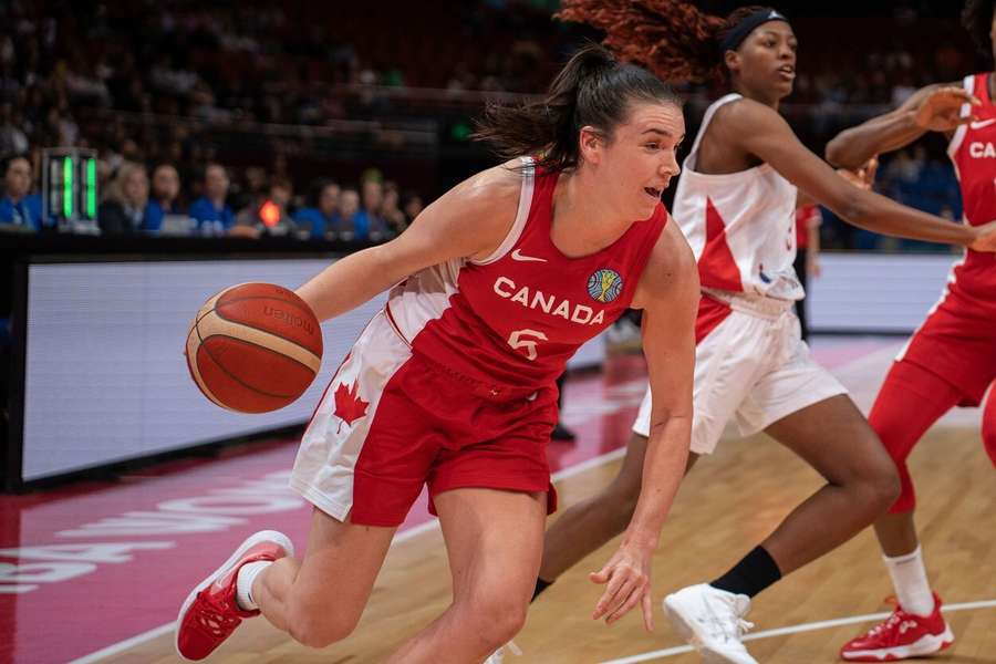 Carleton managed 16 points to lead Canada to a third consecutive victory