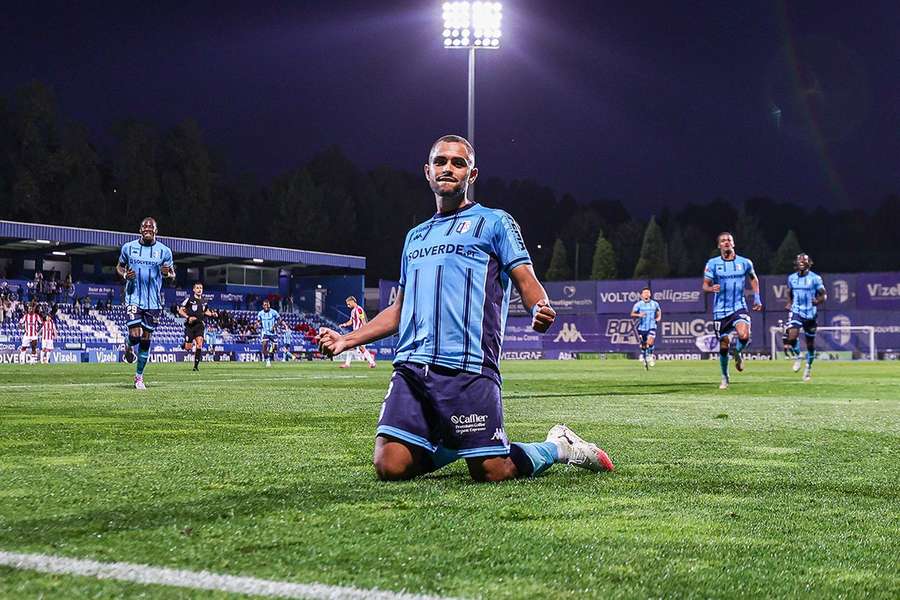 Moha Moukhliss fez 32 jogos e dois golos pelo Vizela Moha Moukhliss fez 32 jogos e dois golos pelo Vizela