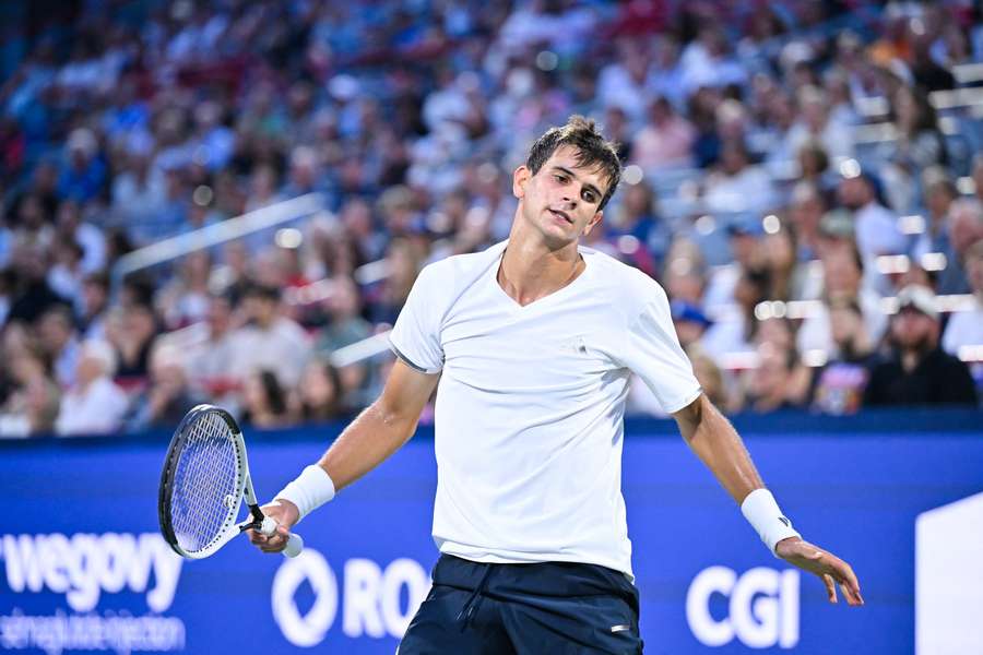 Sigue el tenis en directo en Flashscore Sigue el tenis en directo en Flashscore