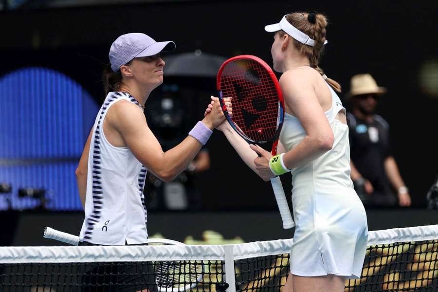 Jelena Rybakinová na Australian Open vyřadila Igu Šwiatekovou.