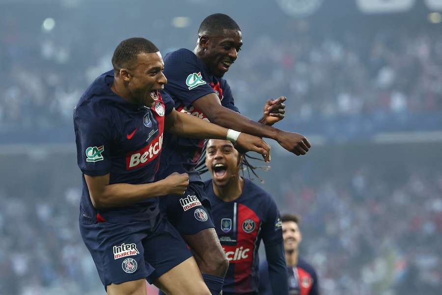 Mbappé e Dembélé fizeram último jogo juntos no PSG