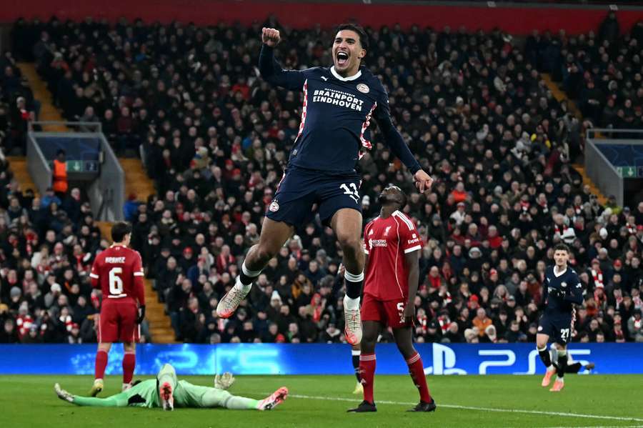 Ligue des champions: balayé par Eindhoven (4-1), Liverpool en pleine crise