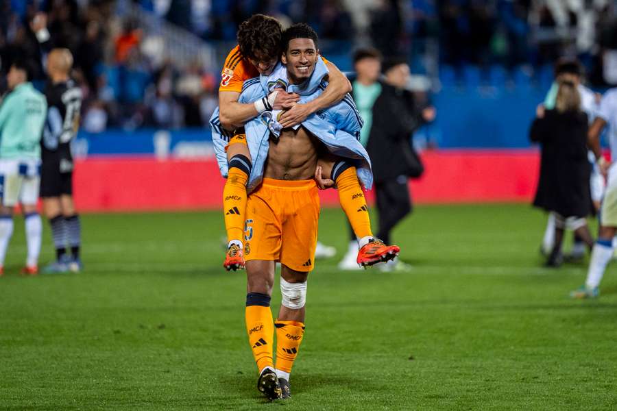 Bellingham is smiling again in a Real Madrid shirt