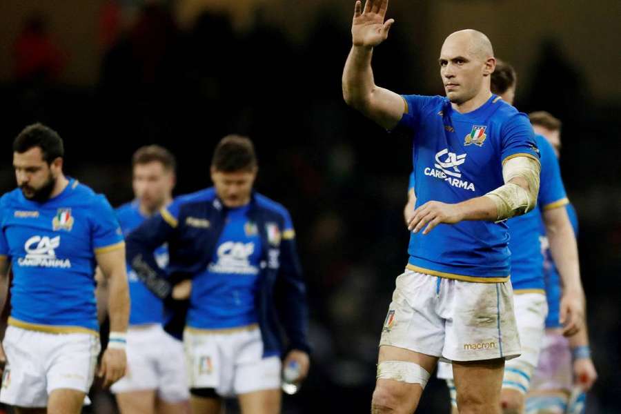 Sergio Parisse hasn't given up on playing for Italy again