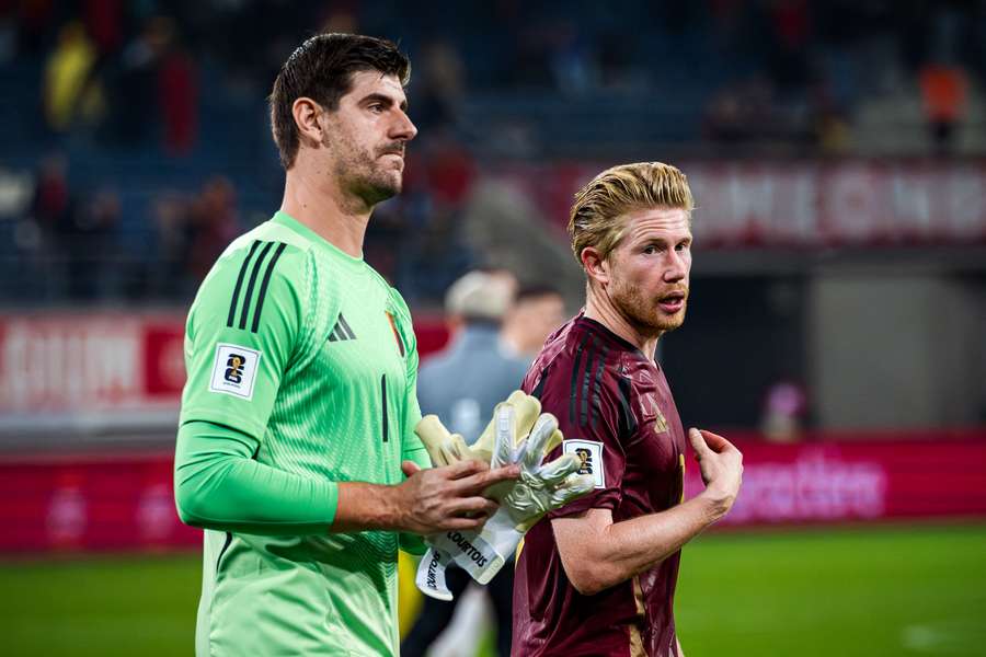 Kevin De Bruyne și Thibaut Courtois în acțiune în meciul dintre Belgia și Macedonia de Nord