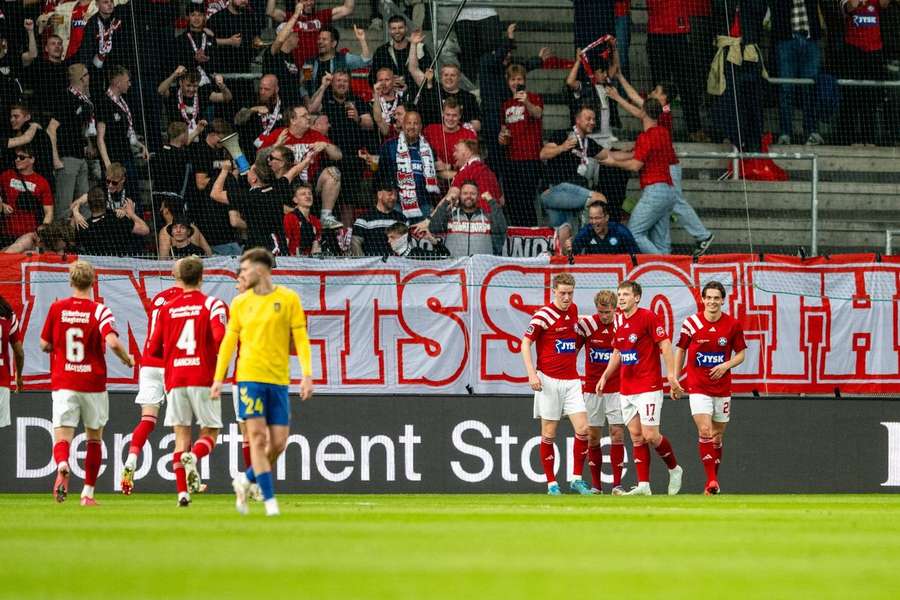 Silkeborg é o atual detentor do troféu