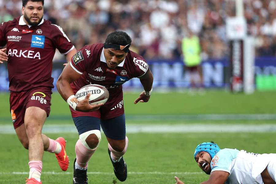 Bordeaux-Bègles et La Rochelle sont en tête du top 14. 