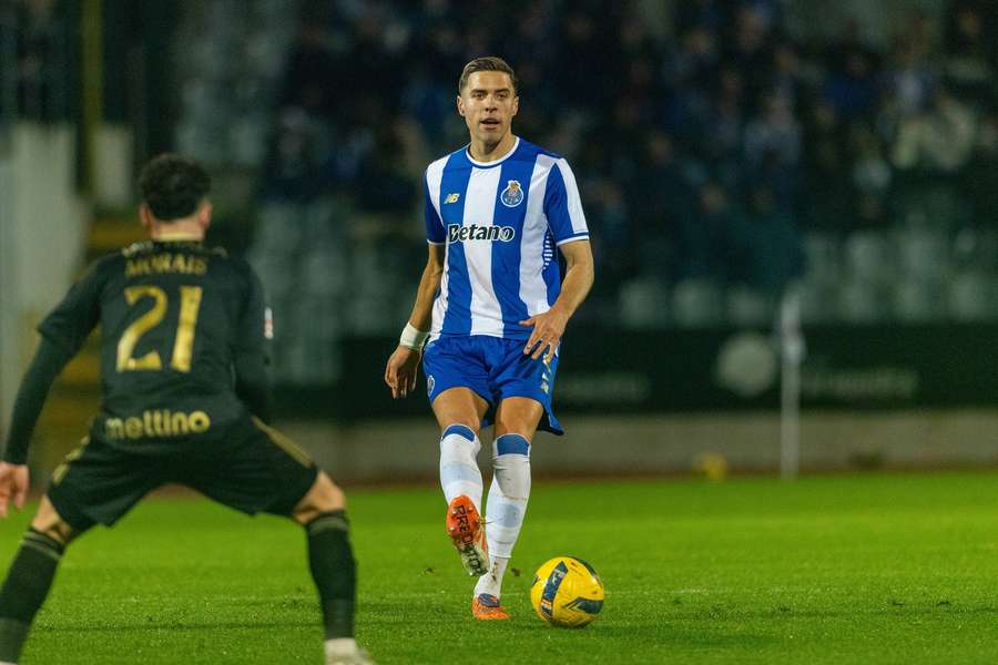 Pierwsza porażka FC Porto, grali Jan Bednarek i Oskar Pietuszewski, Kiwior na ławce Pierwsza porażka FC Porto, grali Jan Bednarek i Oskar Pietuszewski, Kiwior na ławce