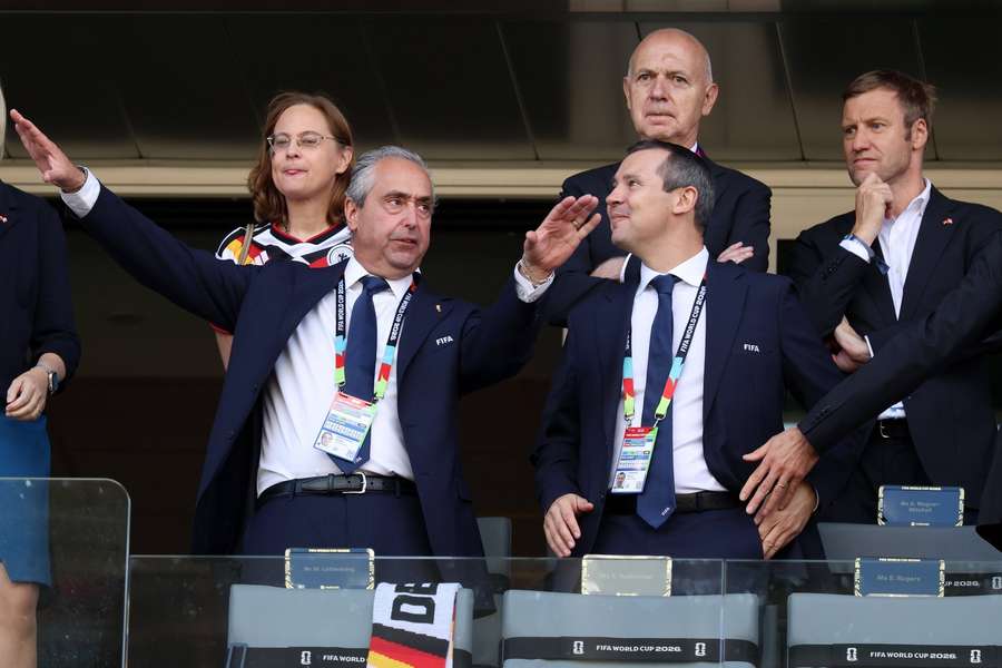 Lamout (r.) ist nicht mehr länger bei der FIFA angestellt