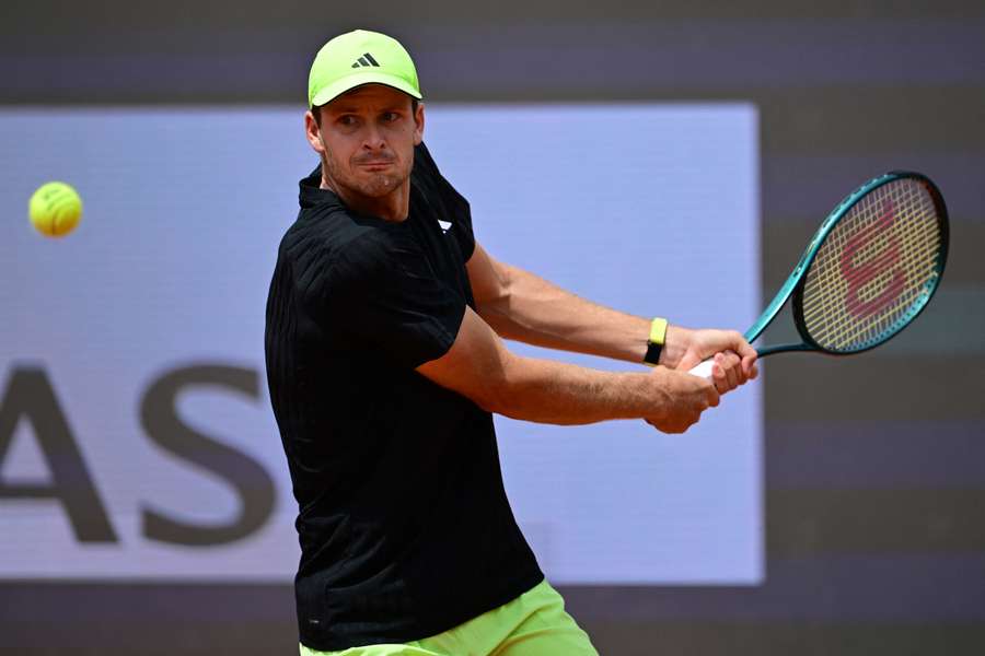 Tenis Flash: Hurkacz zagra z Djokoviciem? Najpierw obaj muszą wygrać półfinały