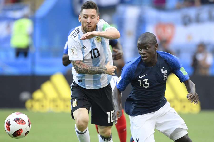 Argentina leva vantagem no confronto direto contra a França