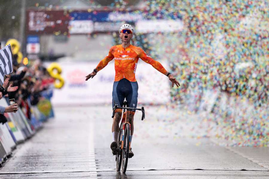 Matieu van der Poel crosses the finish line for his eighth world title in Hulst