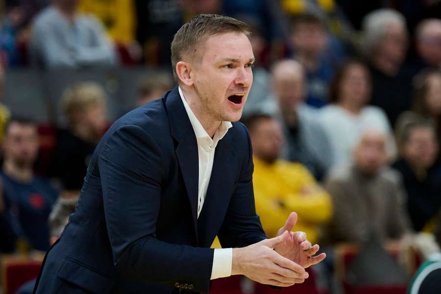Sopot, 06.04.2026. Trener Legii Warszawa Heiko Rannula podczas meczu 25. kolejki Ekstraklasy koszykarzy z Energą Treflem Sopot, 6 bm. Sopot, 06.04.2026. Trener Legii Warszawa Heiko Rannula podczas meczu 25. kolejki Ekstraklasy koszykarzy z Energą Treflem Sopot, 6 bm.