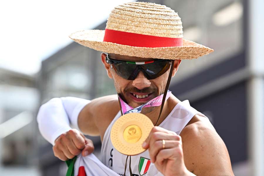 La celebrazione di Massimo Stano La celebrazione di Massimo Stano