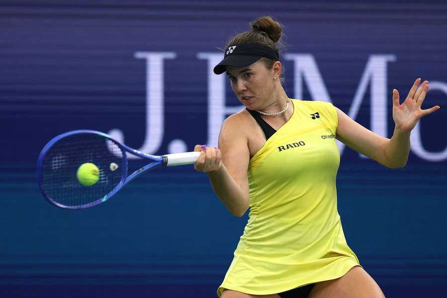 Linda Nosková zabojuje o osmifinále na Masters v Pekingu. Linda Nosková zabojuje o osmifinále na Masters v Pekingu.