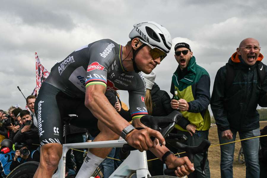 Van der Poel dimanche.