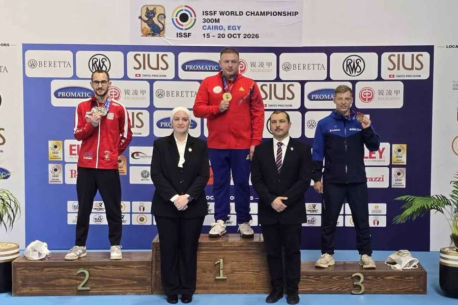 Peter Sidi pe cea mai înaltă treaptă a podiumului Peter Sidi pe cea mai înaltă treaptă a podiumului